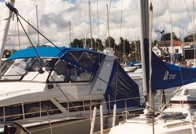 Coronet 32 Oceanfarer 1990