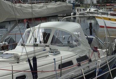 Hanse 371